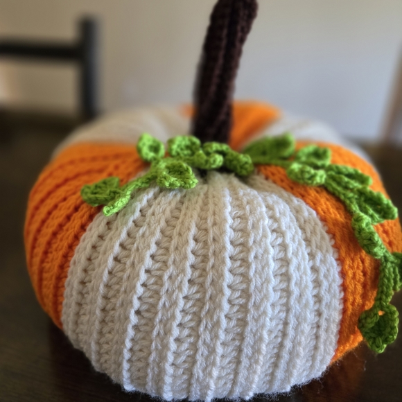Handmade Crochet | Pumpkin Decor